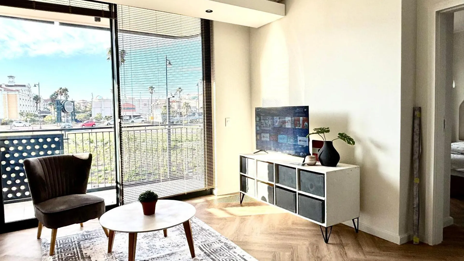 Modern Luxe On Park Apartment Cape Town